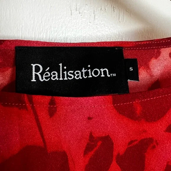 Realisation Par Red Floral Long-Sleeve Sheath Dress - Picture 4 of 7